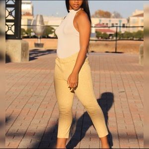 LARGE Yellow-White Floral Pants (14)